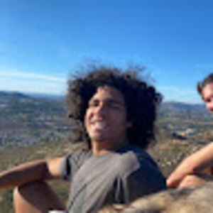 Meet your Posher, Quinn